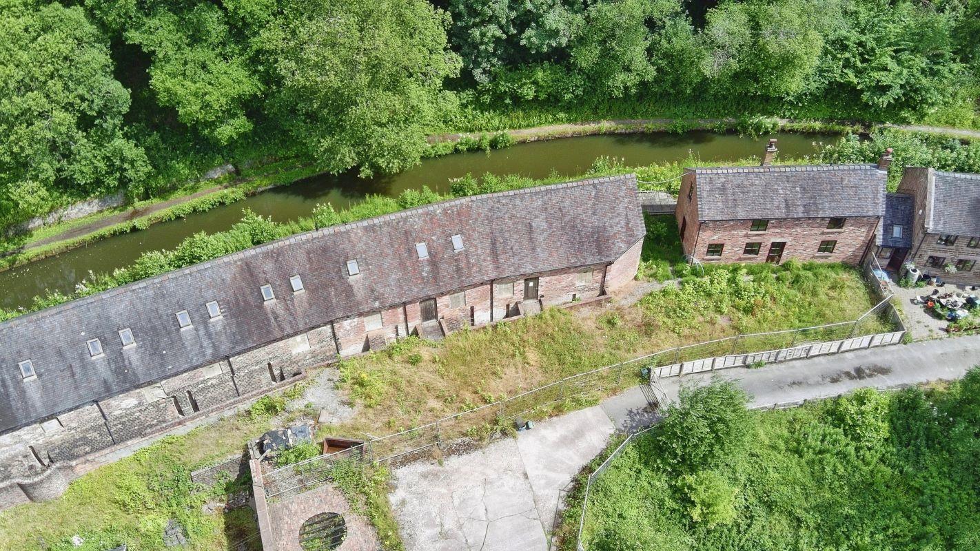 Part Converted Building, Wetley Rocks